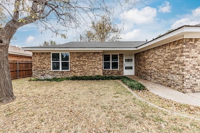 4813 73rd St, Lubbock, TX 79424 - photo 3