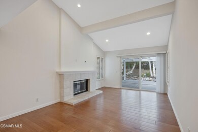 13893 Christian Barrett Dr, Moorpark, CA 93021 - photo 5