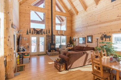 06 - Living Room