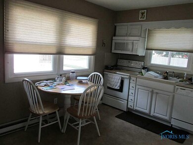 200 N Madison St, Delta, OH 43515 - photo 6