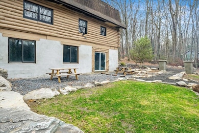 188 Twin Lakes Dr, Shohola, PA 18458 - photo 4