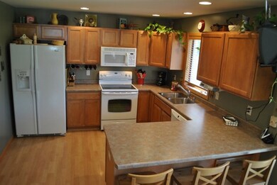 445 Prairie Grass Rd, Oregon, WI 53575 - photo 5