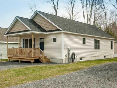 60 Calla Lily Ln, Wells, ME 04090 - photo 2