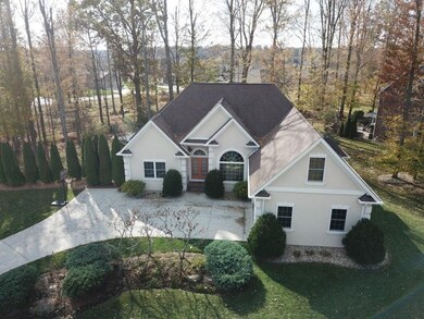 355 Woodside Ct, Batesville, IN 47006 - photo 2