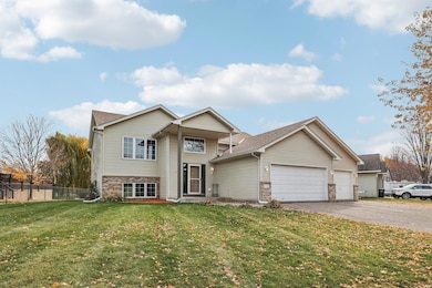 11763 N Meadow Curve, Lindstrom, MN 55045 - photo 4