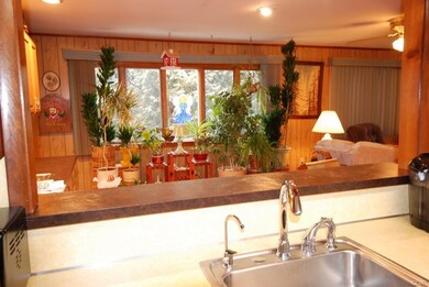 837 Flexer Ave, Allentown, PA 18103 - photo 3