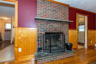 10 Eleanor Dr, Chepachet, RI 02814 - photo 6
