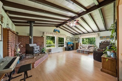 16679thompsonln-33