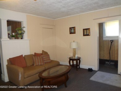 1013 W Hillsdale St, Lansing, MI 48915 - photo 5