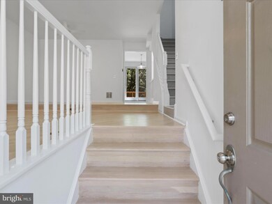 5129 Beauregard St, Alexandria, VA 22312 - photo 4