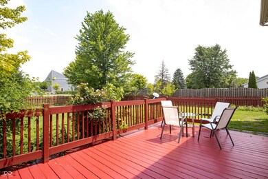 10082 Long Meadow Dr, Fishers, IN 46038 - photo 5