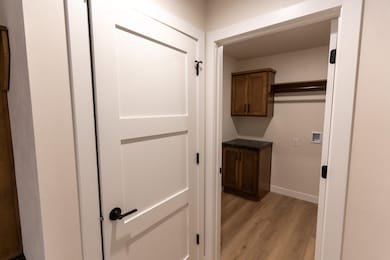 W5836 Edgewood Dr, Menasha, WI 54952 - photo 5