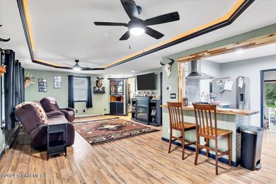 06-P1156368