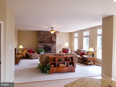 639 Tanglewood Dr, Sykesville, MD 21784 - photo 6