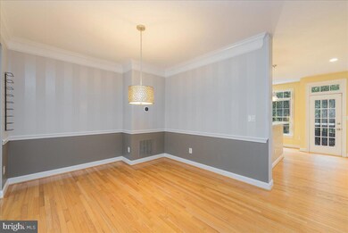 11421 Summer House Ct, Reston, VA 20194 - photo 5