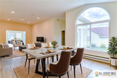 639 Madison Dr unit 639C, Monroe Township, NJ 08831 - photo 5