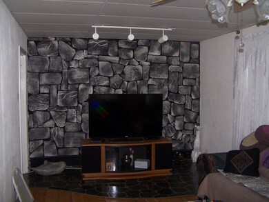 7 Dustin St, Peabody, MA 01960 - photo 4