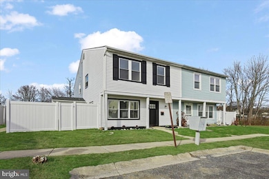 13 Lamont Ct, Sicklerville, NJ 08081 - photo 3