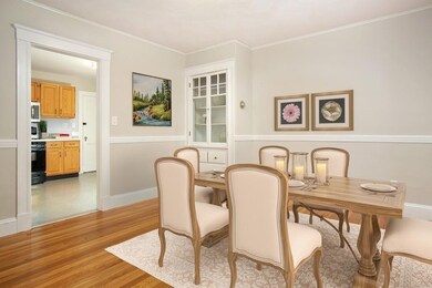 517 Heath St unit 1, Chestnut Hill, MA 02467 - photo 6