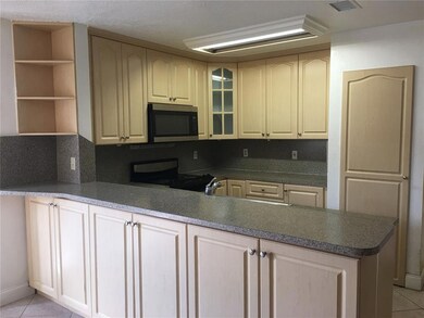 4350 SW 72nd Terrace unit 1, Davie, FL 33314 - photo 4