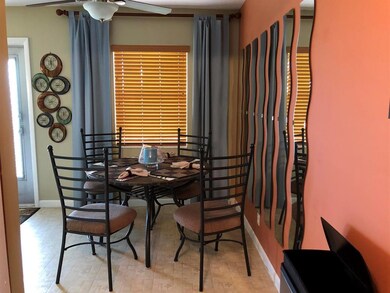 70 Coventry C, West Palm Beach, FL 33417 - photo 2