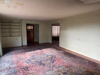 2010 E 26th Ave, Eugene, OR 97403 - photo 5