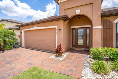 Pavered Drive and walkway