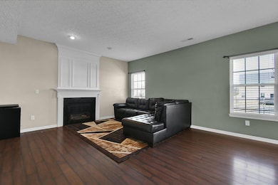 7-web-or-mls-1208-parsons-ct