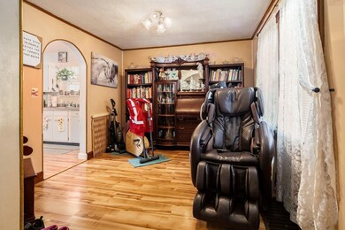[010] 498 Catherine St, Columbu
