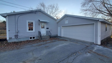 14 Capri St, Brewer, ME 04412 - photo 4