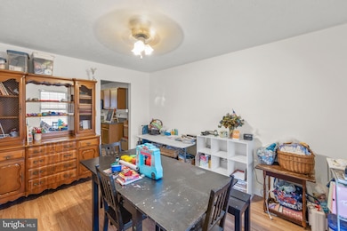 308 Laurel Dr, Cross Junction, VA 22625 - photo 5