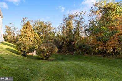 42 W College Ave unit 320, Yardley, PA 19067 - photo 3