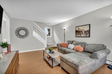 24 Beaver St unit G, Lowell, MA 01850 - photo 2