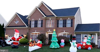 3655 Stonewall Manor Dr, Triangle, VA 22172 - photo 2