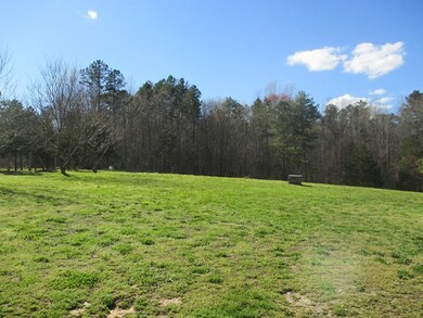 257 Robin Ln, South Hill, VA 23970 - photo 3