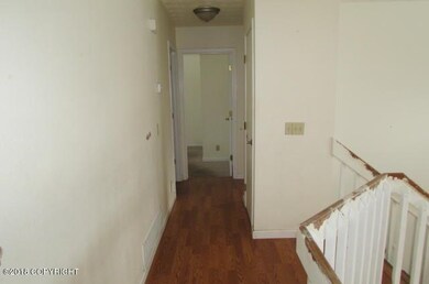 111-155631 Hallway Additional Angle
