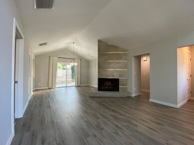 7076 Holiday Hill Ct, Jacksonville, FL 32216 - photo 6