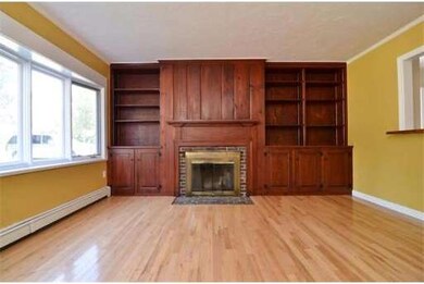 410 E Washington St, Hanson, MA 02341 - photo 4