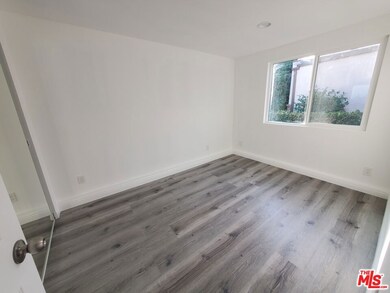 20003 Arminta St, Los Angeles, CA 91306 - photo 6