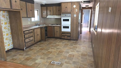 6950 Riverland Dr unit 28, Redding, CA 96002 - photo 4