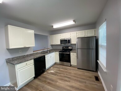 1509 Saint Christopher Ct, Edgewood, MD 21040 - photo 7