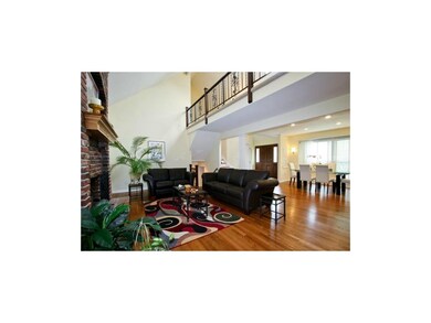 8606 Alden St, Lenexa, KS 66215 - photo 3