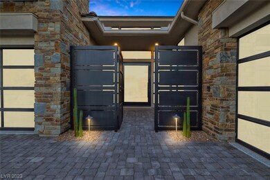 Private Courtyard