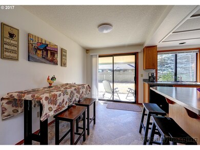 Kitchen/Outside