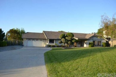 Ample car and RV parking