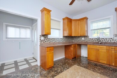 61 Delafield Place, Staten Island, NY 10310 - photo 4