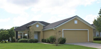 11555 Tori Ln, Jacksonville, FL 32218 - photo 2