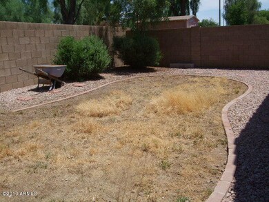 NORTH FACING BACK YARD