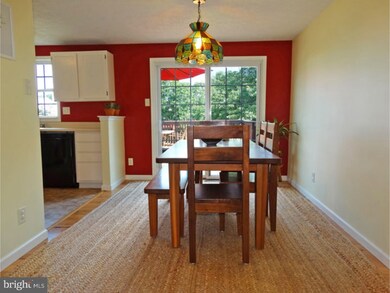 136 Independence Dr, Morrisville, PA 19067 - photo 6