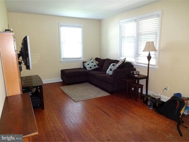 1313 Stirling St, Coatesville, PA 19320 - photo 3